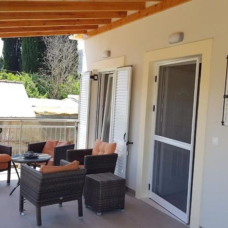 Casa Loukia Lägenhet Gastouri  Exteriör bild