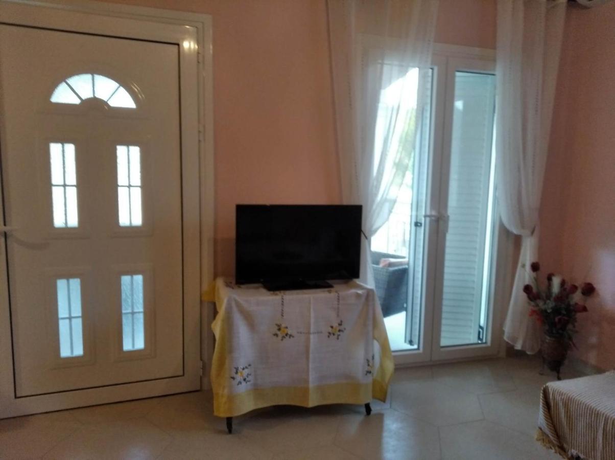 Casa Loukia Lägenhet Gastouri  Exteriör bild